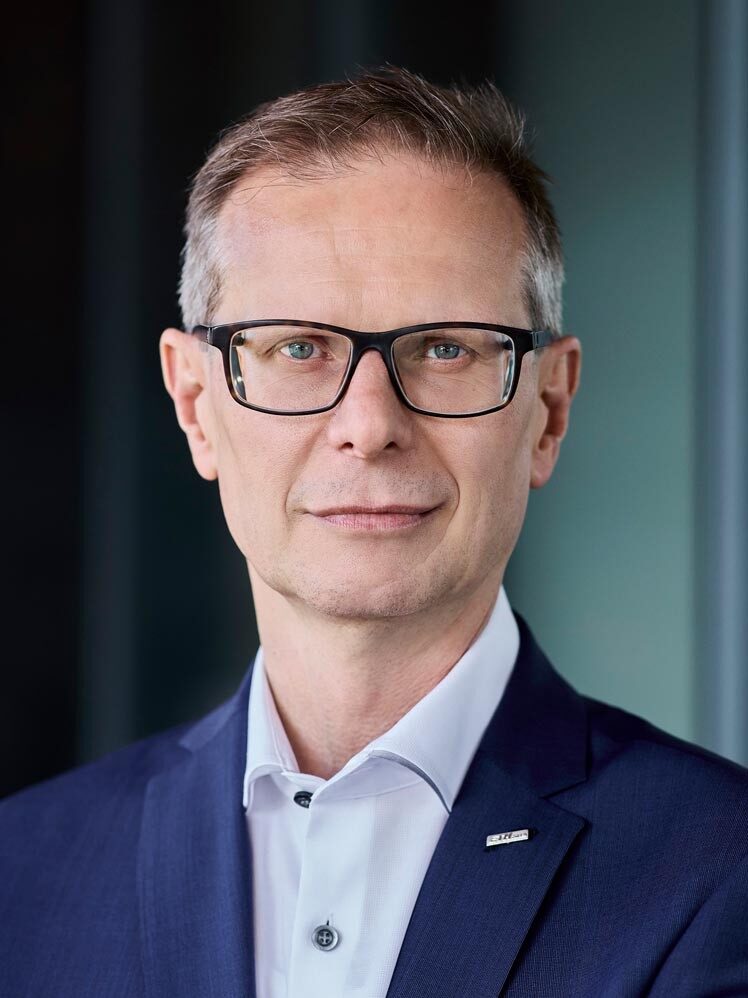 cropped-Rector.jpeg